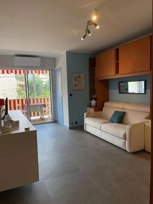 Studio Front Mer, Residence Piscine Roquebrune-Cap-Martin