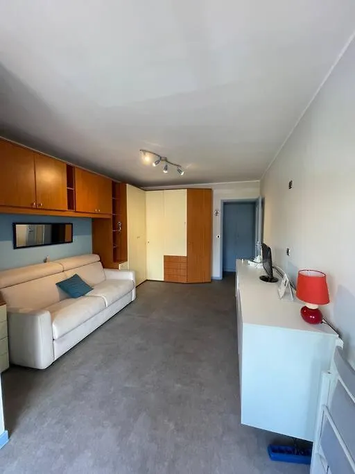 Studio Front Mer, Residence Piscine Roquebrune-Cap-Martin Apartment
